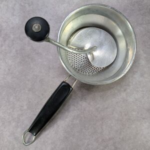 Vintage Foley Food Mill Minneapolis MN Pat 2051095 Hand Crank Small